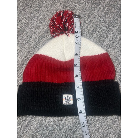 Team Canada Toque Hat Winter Olympics Youth Beanie Hudson Bay. - Picture 6 of 6